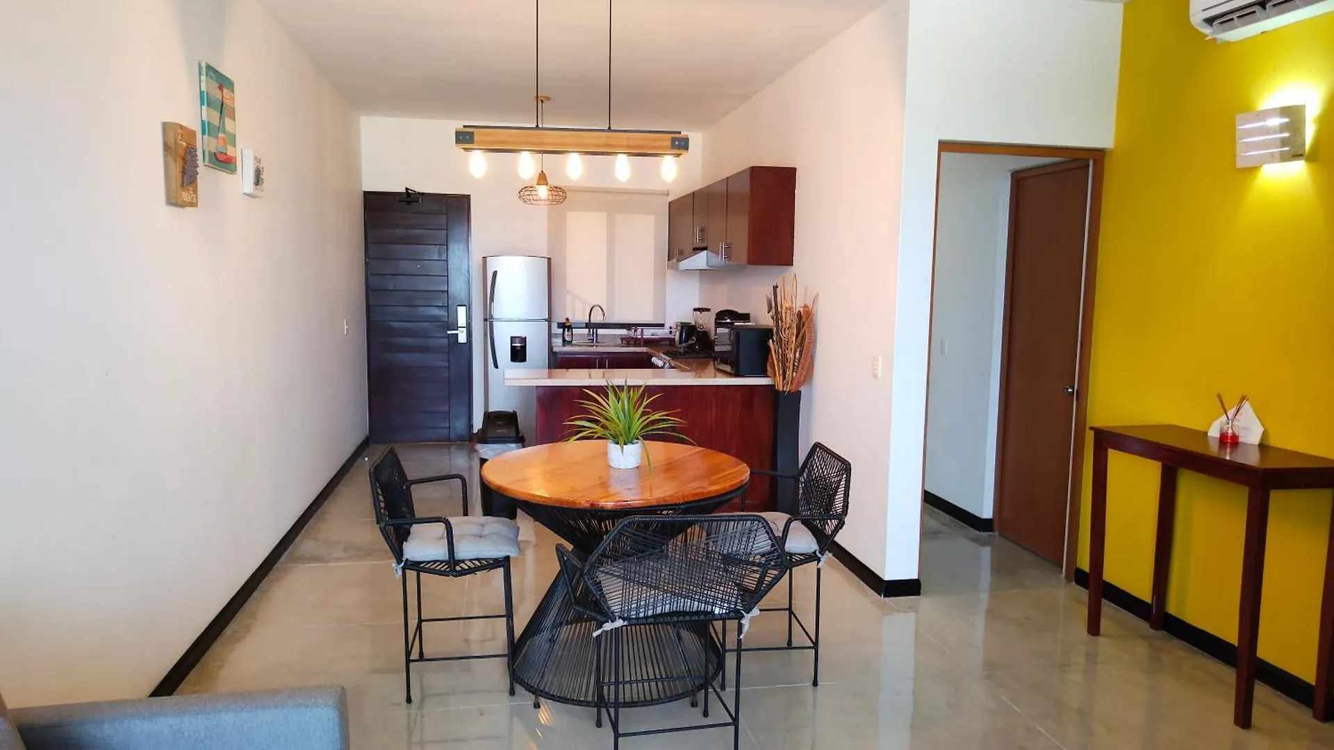 بويرتو موريلوس Vela'S Condos Ocean Front 3*, بويرتو موريلوس المكسيك