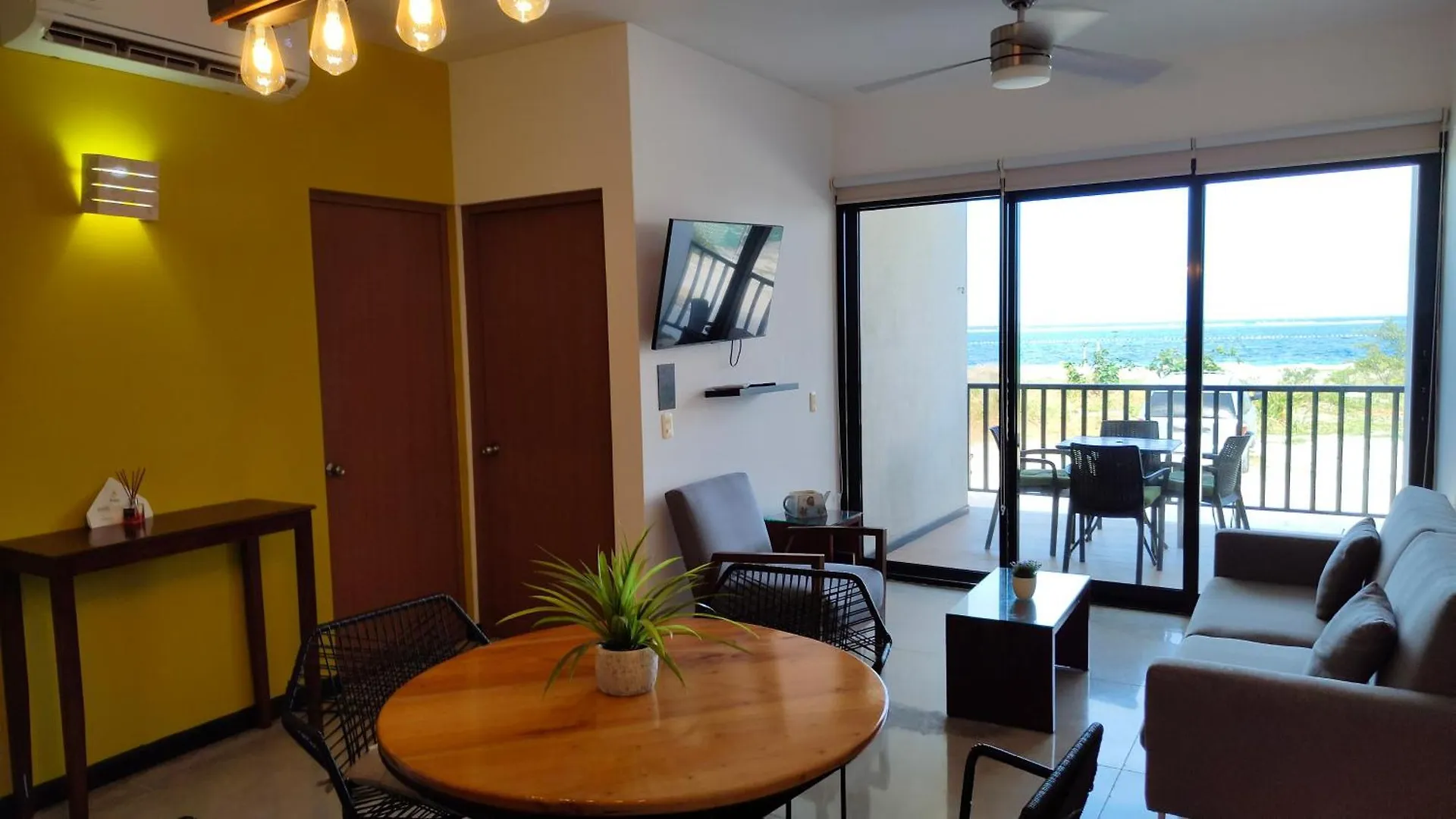 *** Aparthotel Vela'S Condos Ocean Front Puerto Morelos Mexico
