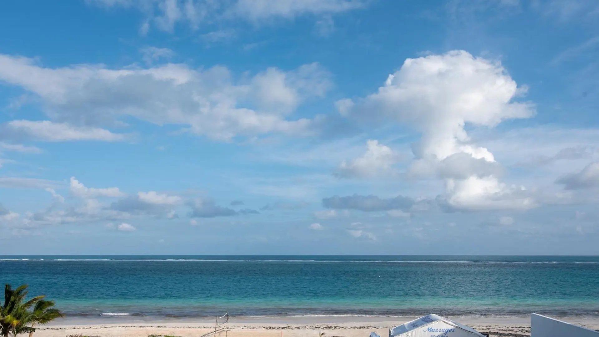 Vela'S Condos Ocean Front Puerto Morelos