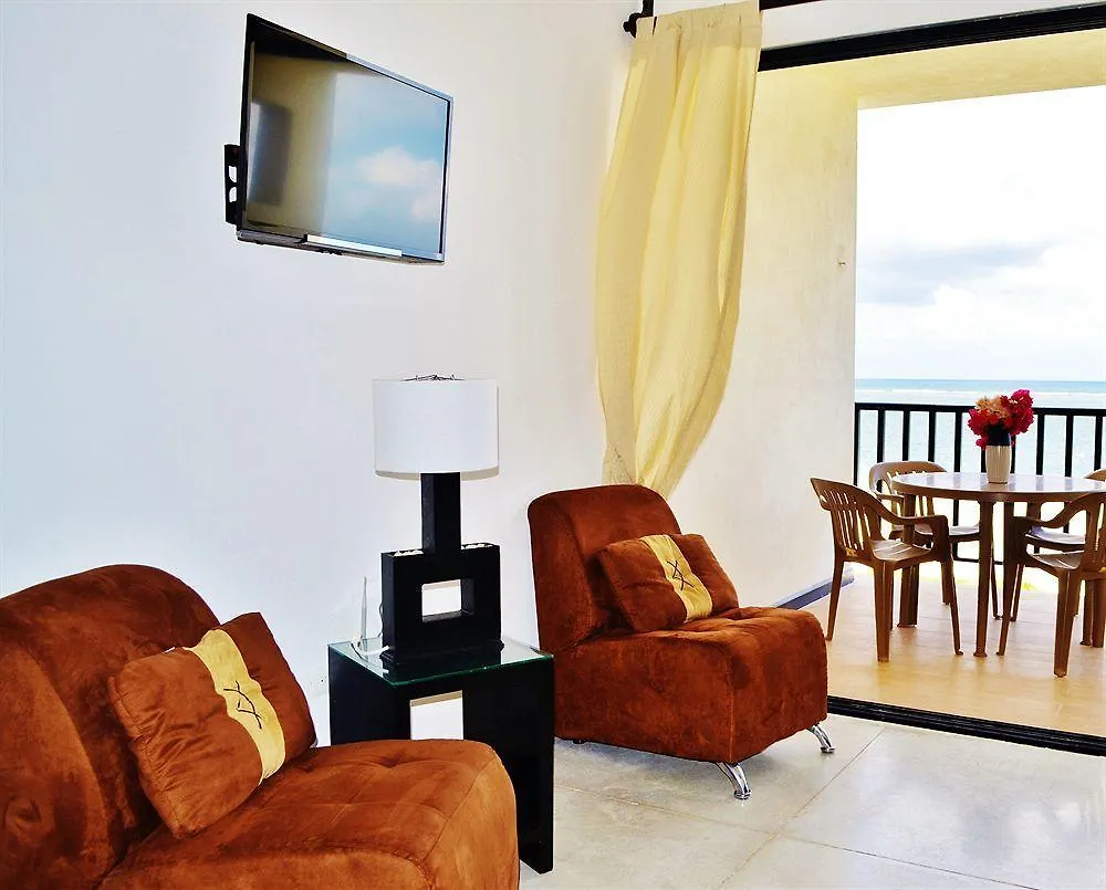 Vela'S Condos Ocean Front Puerto Morelos Aparthotel