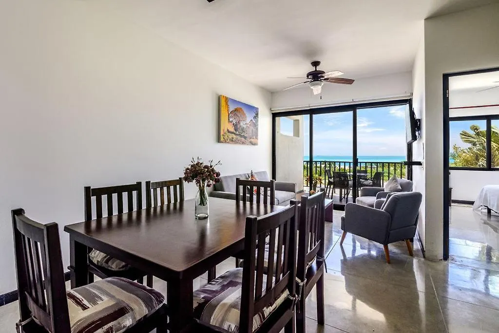 Vela'S Condos Ocean Front Puerto Morelos