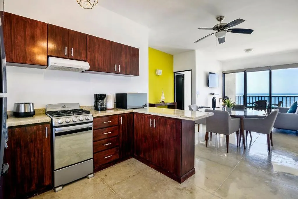 Vela'S Condos Ocean Front Puerto Morelos